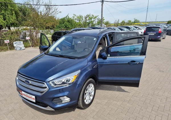 Ford Escape cena 69900 przebieg: 151000, rok produkcji 2018 z Giżycko małe 704